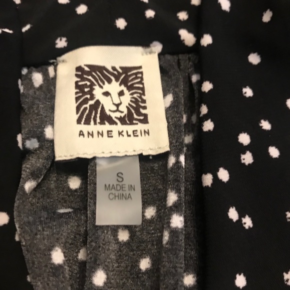 Anne Klein sleeveless blouse - Picture 5 of 5